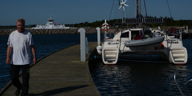 Katamaran i Udbyhøj Havn